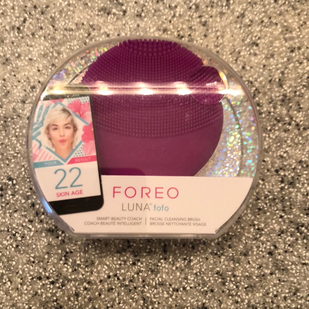 Foreo Luna Fofo Facial Cleansing Brush